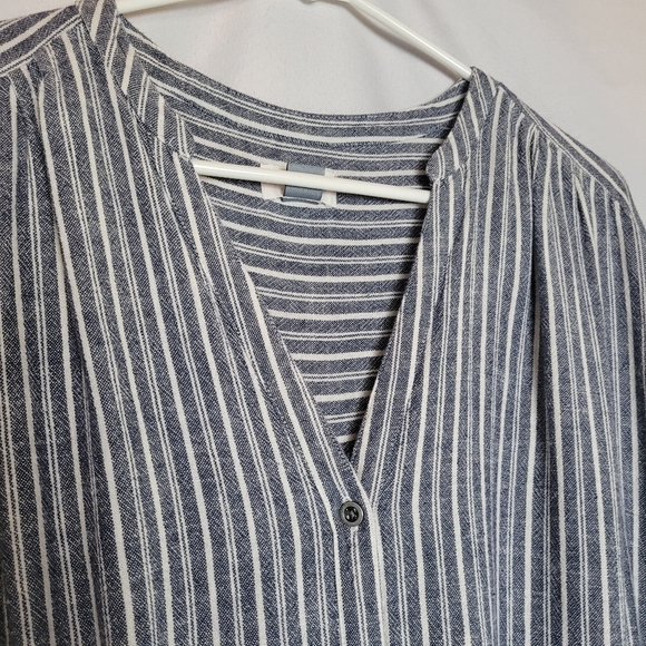 Old Navy Striped Linen Blend Resort Beachy Romper/Jumper Women's Size Large - Picture 3 of 11